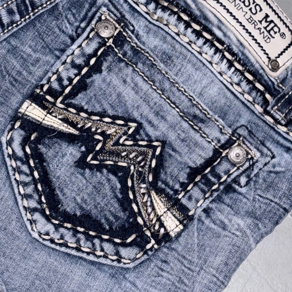 Miss Me Y2K Distressed Heavy Stick Micro Mini Booty Shorts SZ.27 - Picture 8 of 12